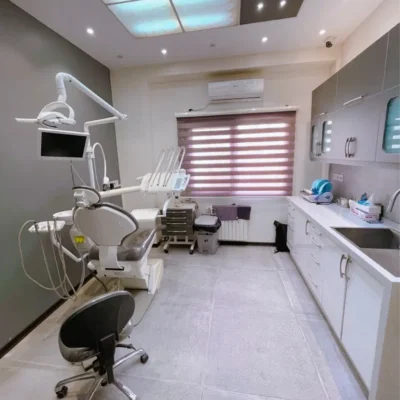 مطب دندانپزشکی 65 متری بر ظفر | ساختمان پزشکان - تصویر 1