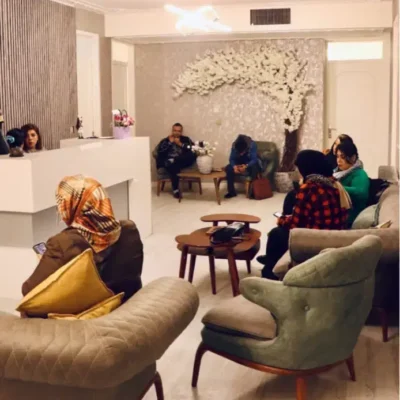 اجاره اتاق ۳۰ متری از مطب زیبایی پاخورعالی نزدیک مترو - تصویر 1